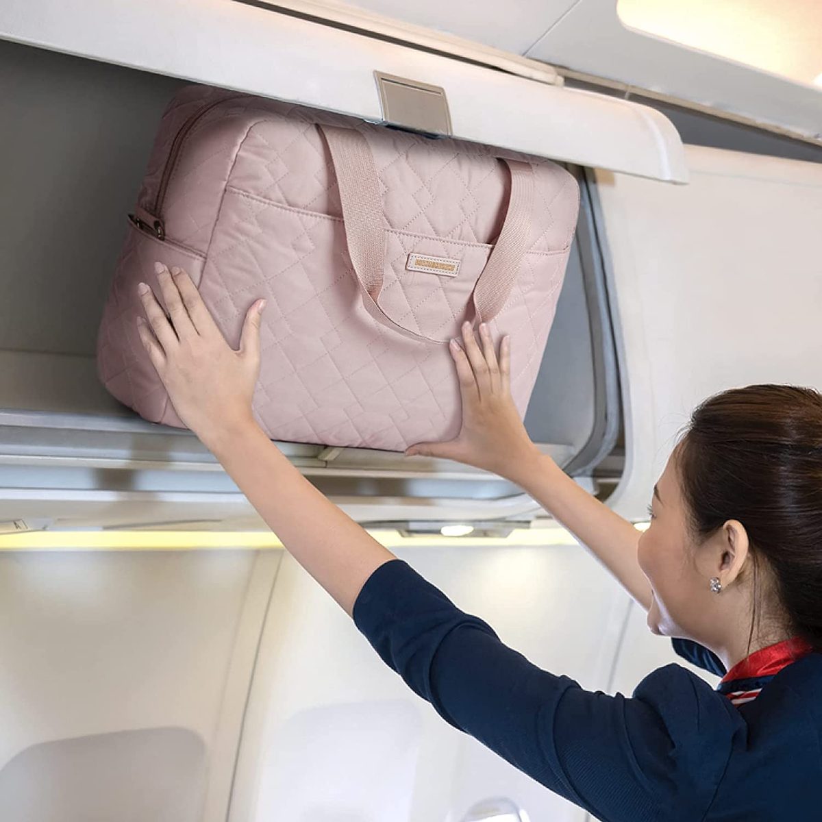 女士旅行行李袋<liGHT FLIGHT 周末包绗缝旅行包手提手提包大号健身包带化妆包