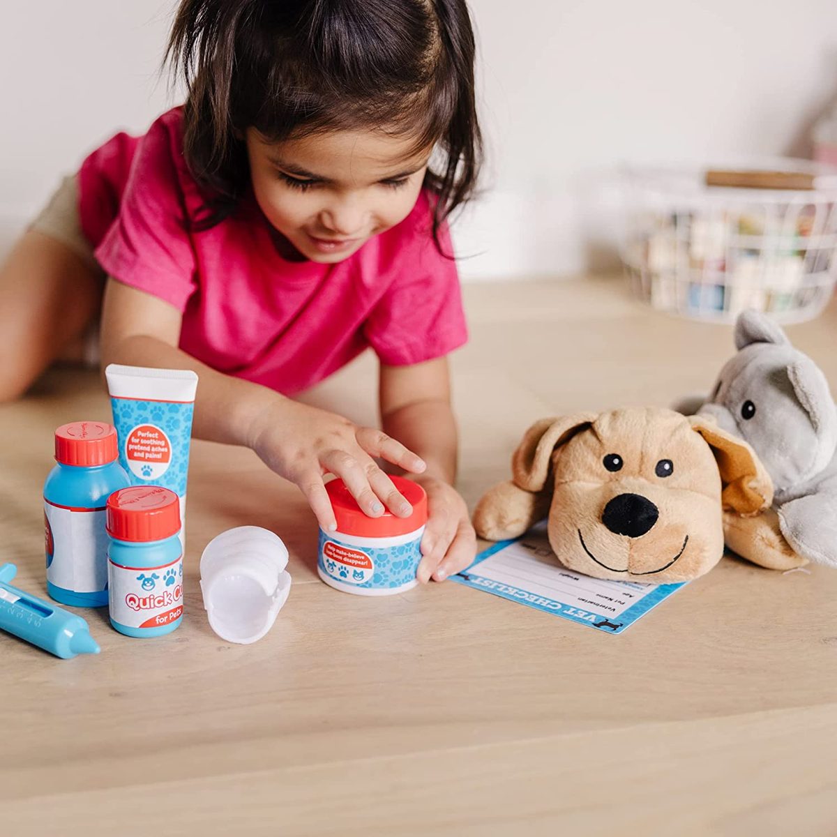 Melissa & Doug 检查和治疗宠物兽医玩具套装（24 件）- 儿童兽医玩具套装，儿童兽医套装，STEAM 玩具，角色扮演医生套装，适合 3 岁以上儿童